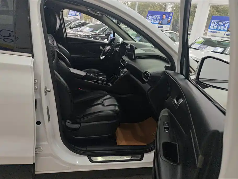 Hyundai Santa Fe 2019 380 TGDi GLS AT Luxury V