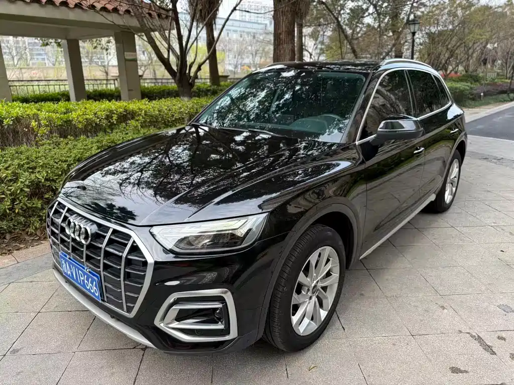 Audi Q5L 2024