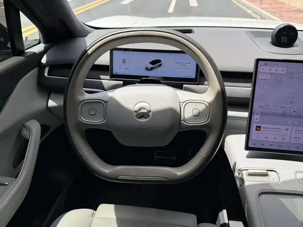 NIO ES8 — миниатюра 7