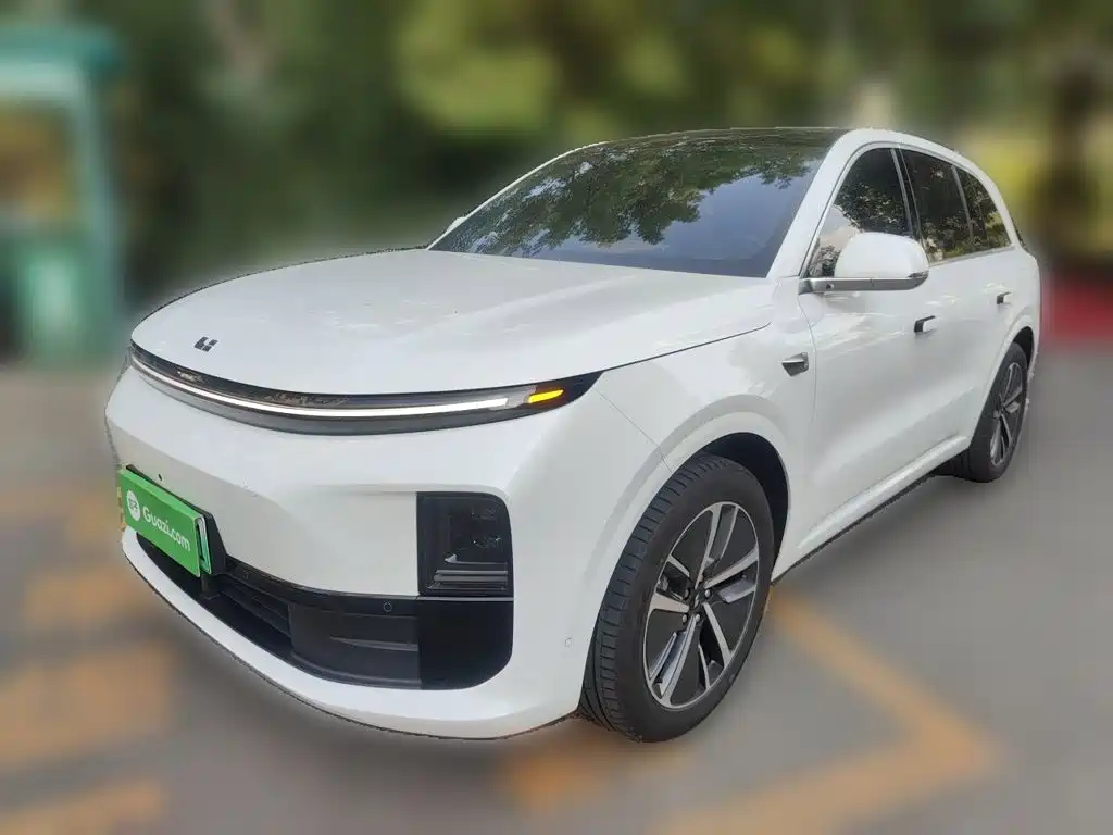 Li Auto L6