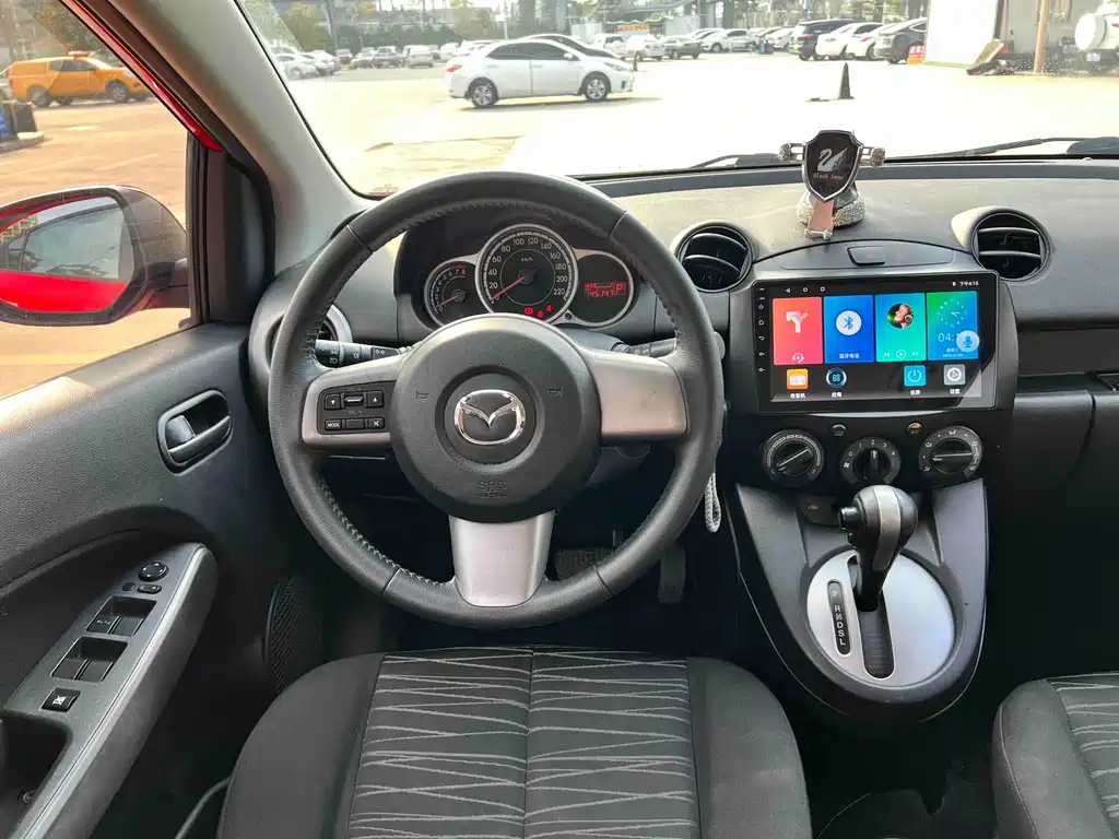 Mazda 2 Jinshang — миниатюра 4