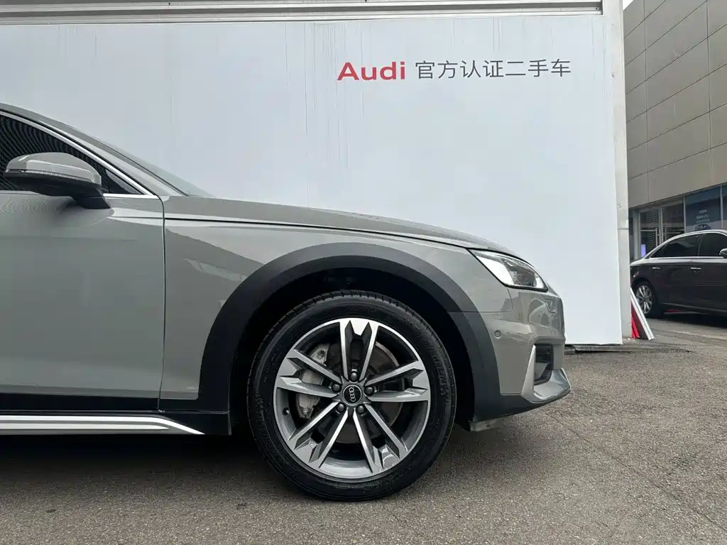 Audi A4 (Import) — миниатюра 18