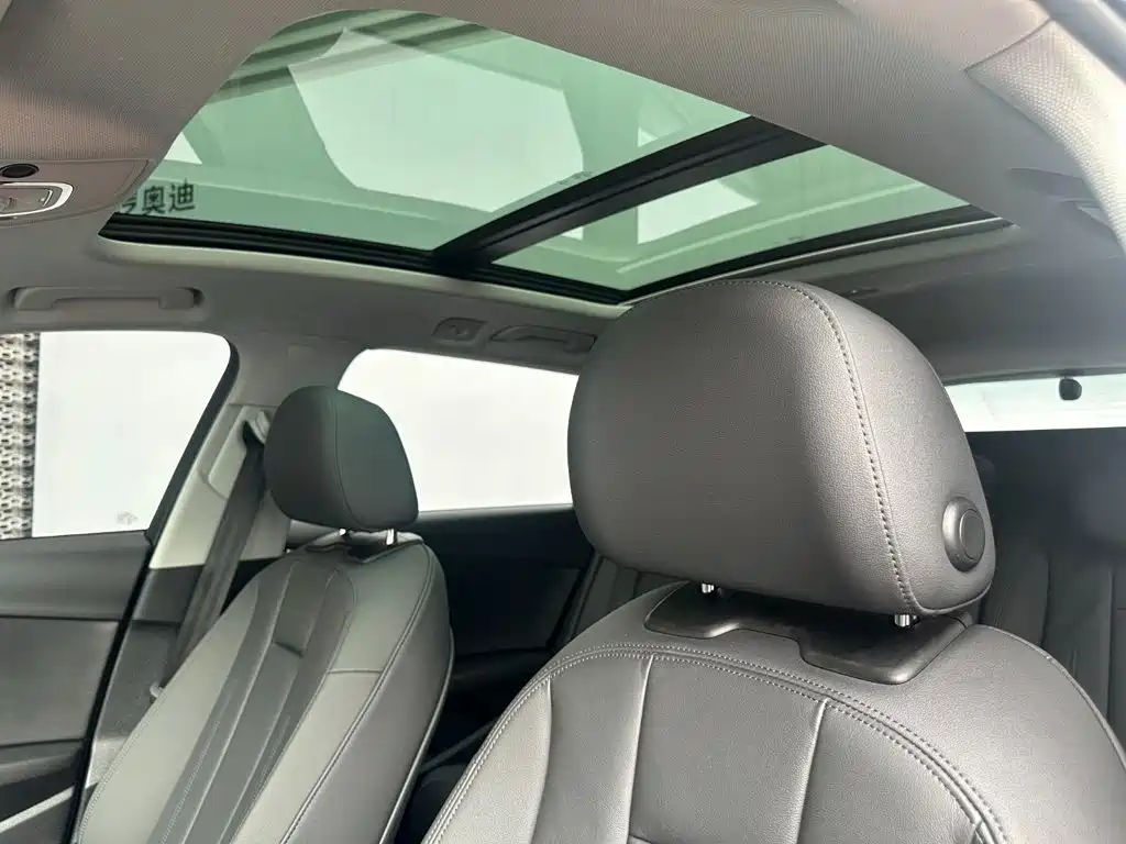 Audi A4 (Import) — миниатюра 12