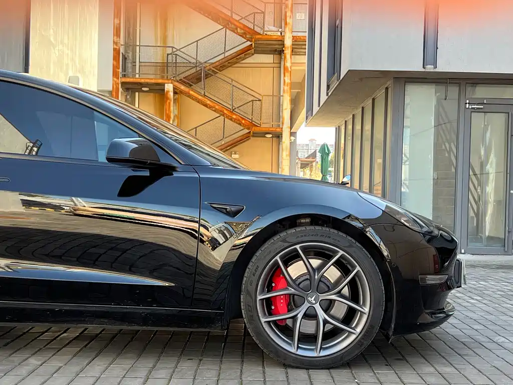 Tesla Model 3 — фотографии объявления, Фото 6