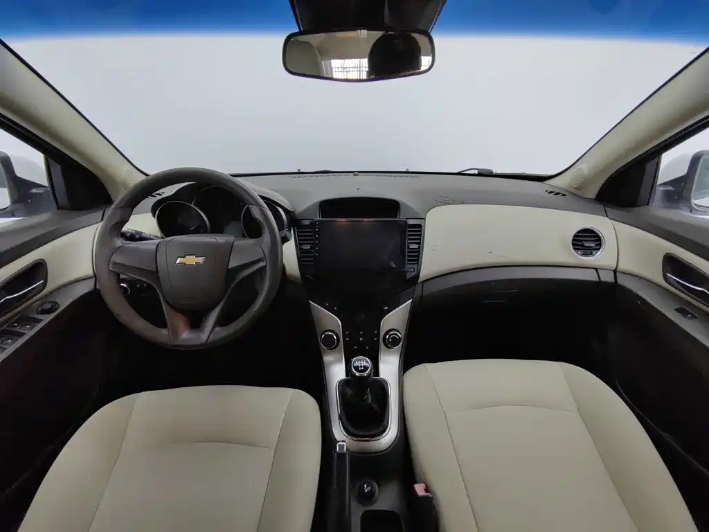 Chevrolet Cruze — миниатюра 5