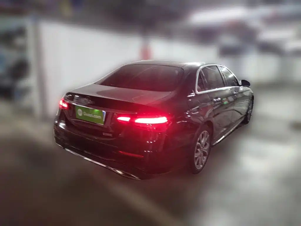 Mercedes-Benz E-Class — миниатюра 4