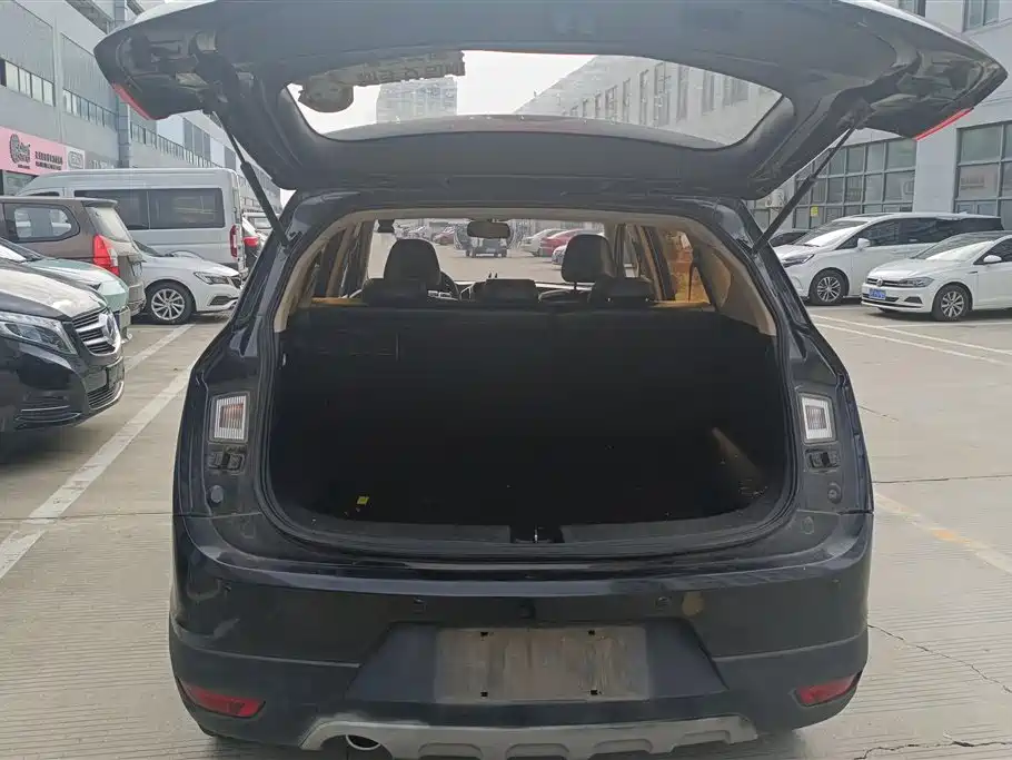 Baojun 560 2016 1.8L MT Luxury