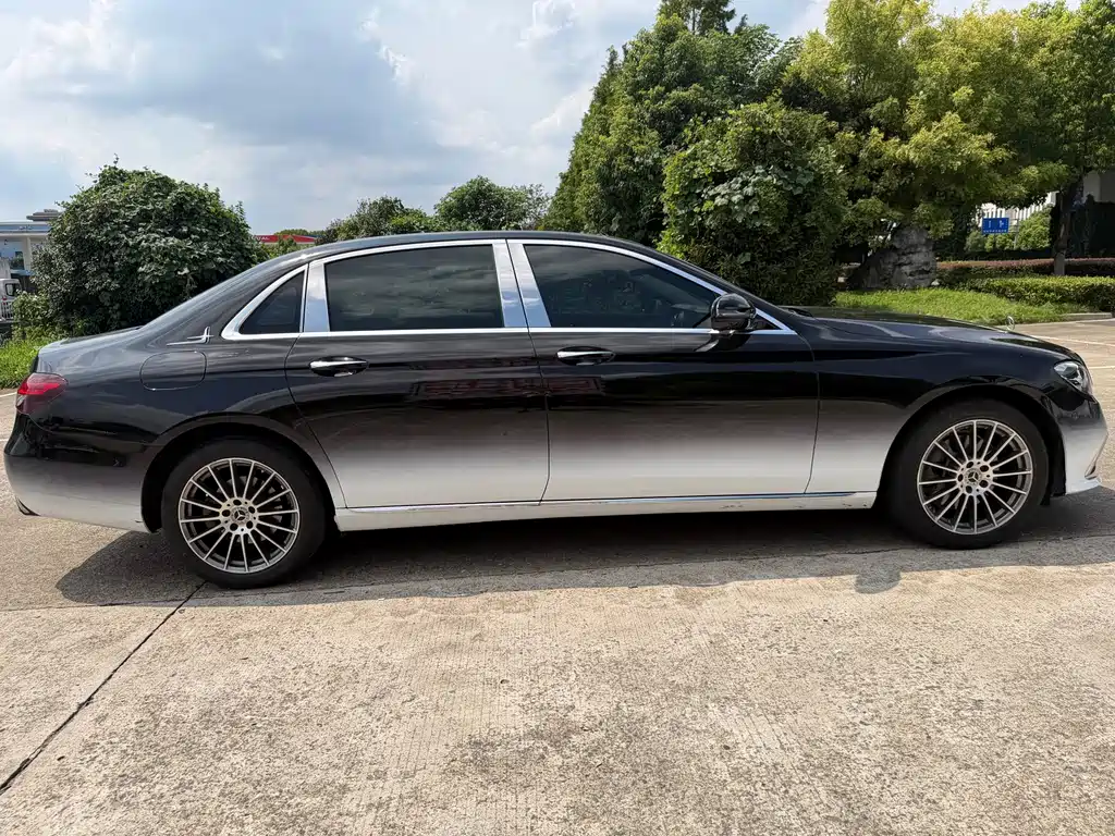 Mercedes-Benz E-Class — миниатюра 3