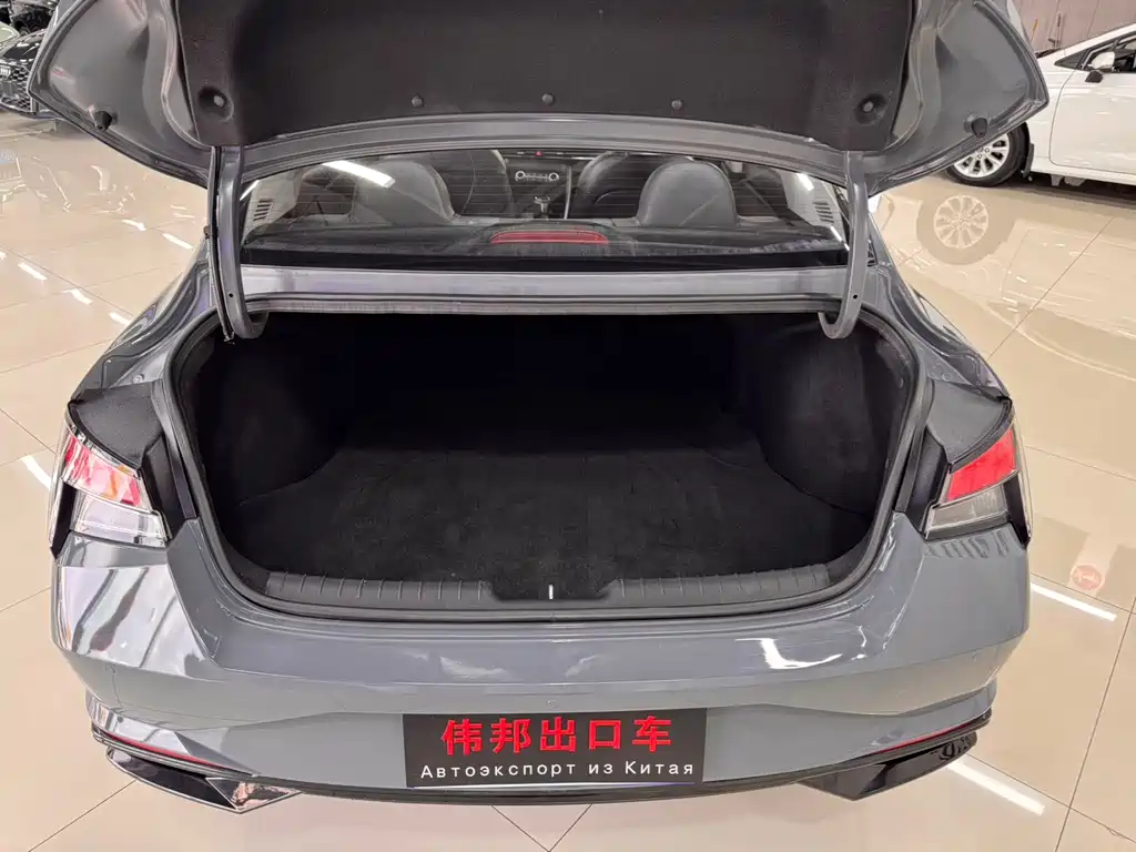 Hyundai Elantra — миниатюра 20