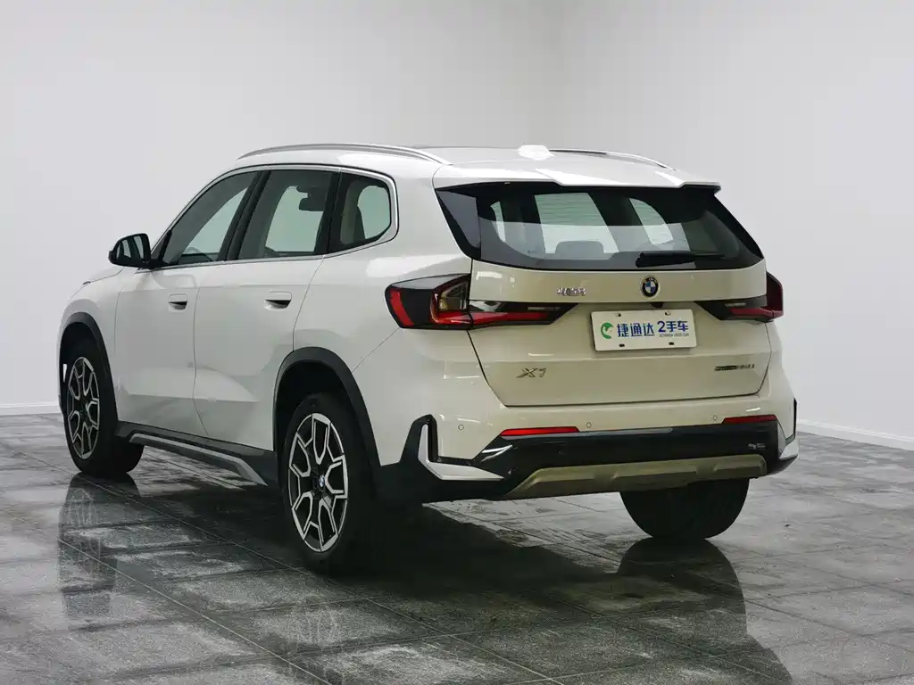 BMW X1 2025 sDrive25Li X