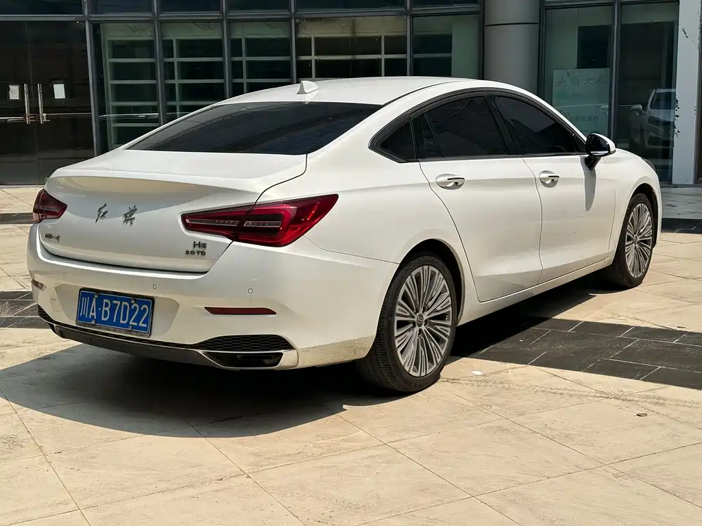 Hongqi Hongqi H5 — миниатюра 4
