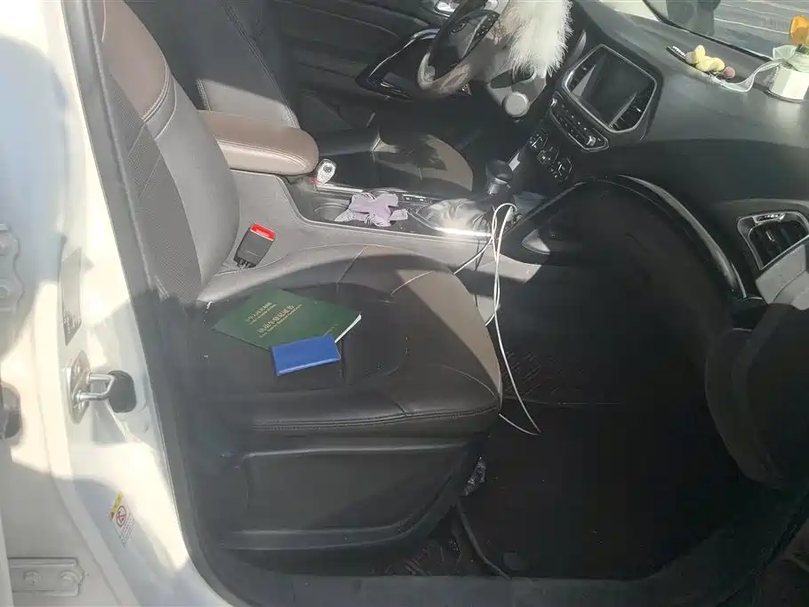 GAC GS4 2017 235T AT Luxury Smart Connect