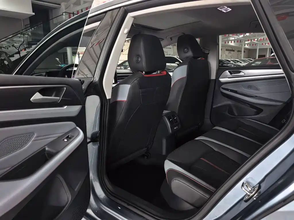 Volkswagen Lamando — миниатюра 15