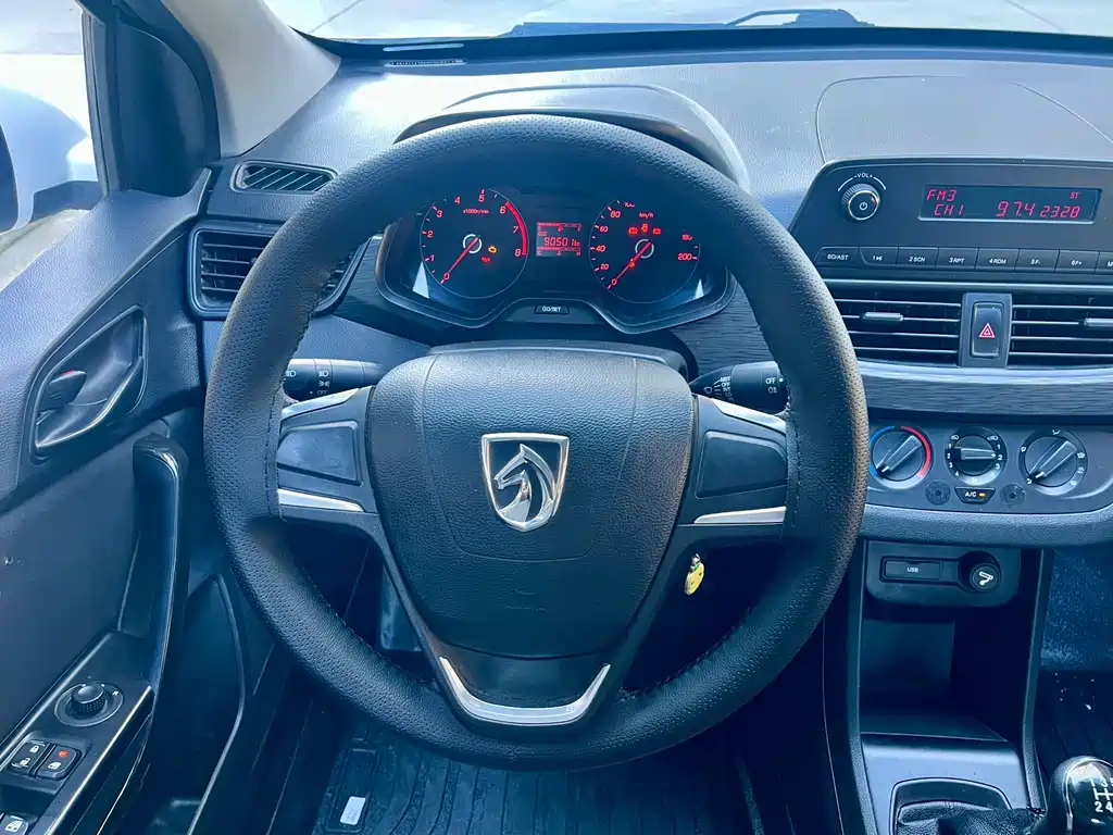 Baojun 310 2020 1.2L MT