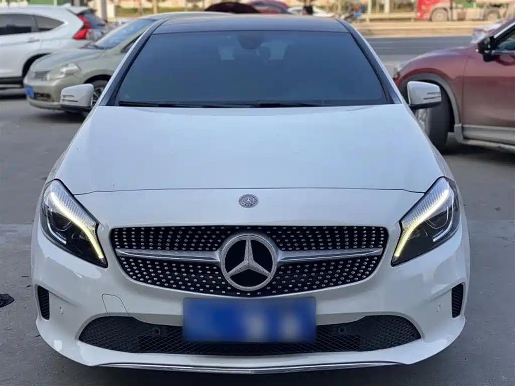 MERCEDES-BENZ A CLASS