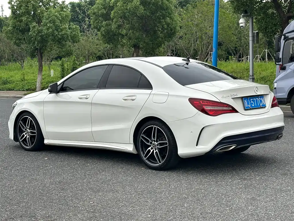 Mercedes-Benz CLA 2017 CLA 220 4MATIC