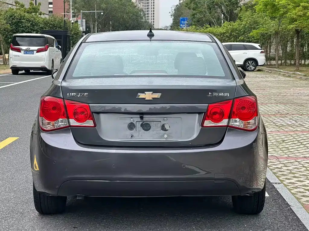 Chevrolet Cruze 2013 1.6L SL MT