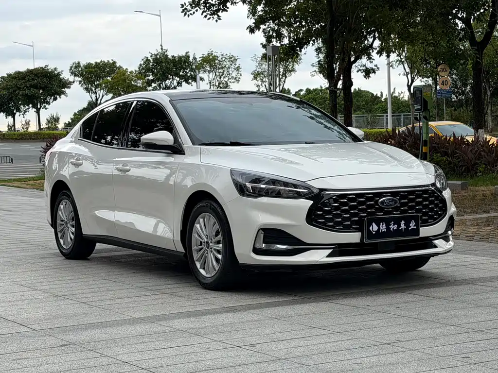 Ford Focus — миниатюра 3