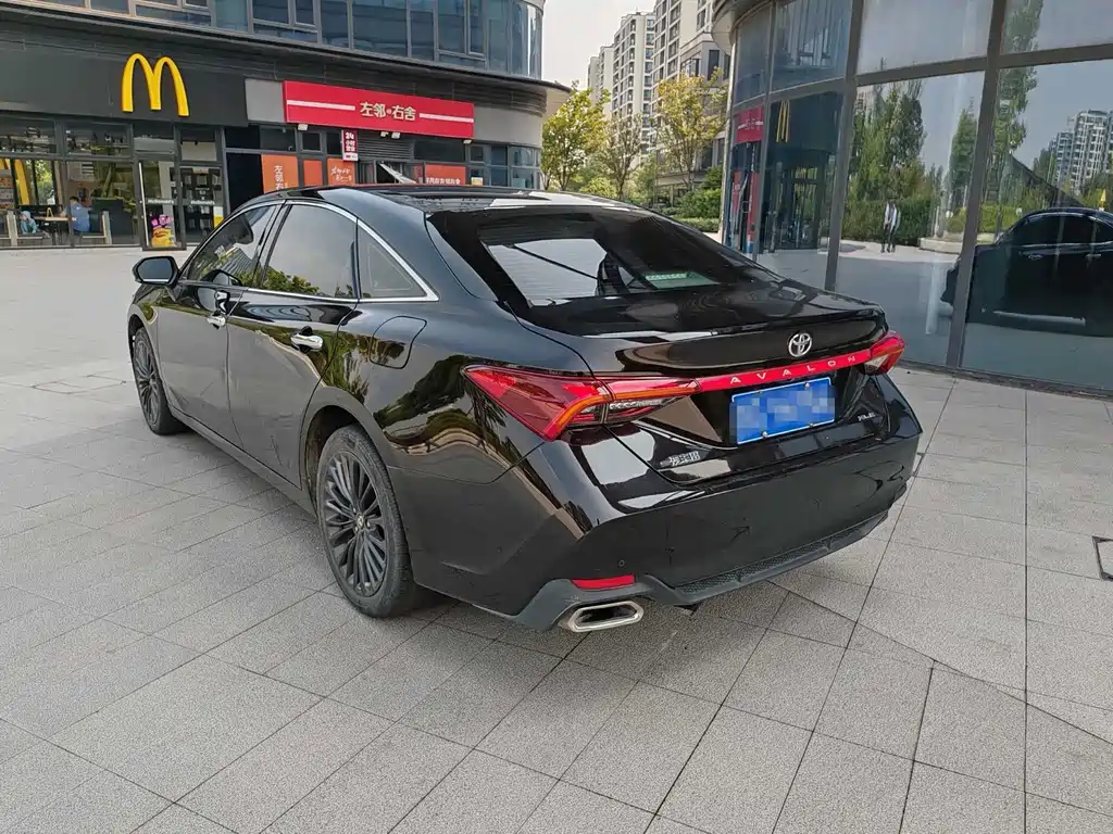 Toyota Avalon — миниатюра 5