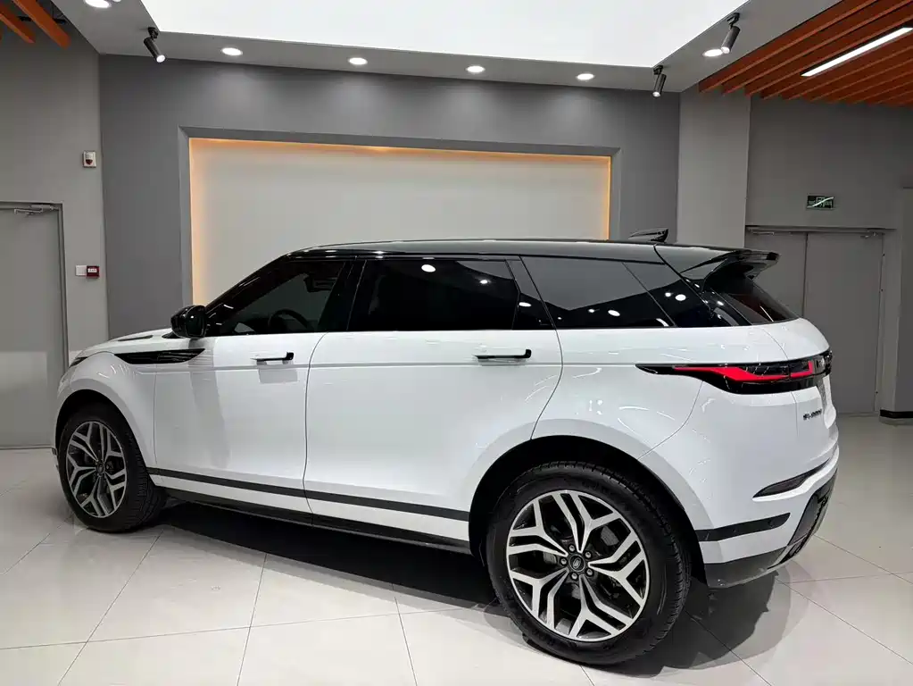 Land Rover Range Rover Evoque 2024 L SE