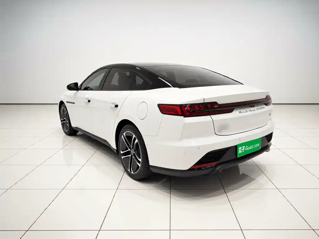 BYD Han — миниатюра 4