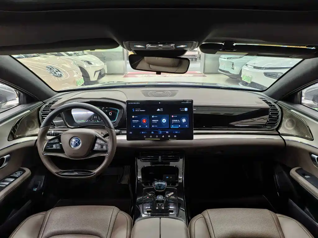 BYD Han — миниатюра 12
