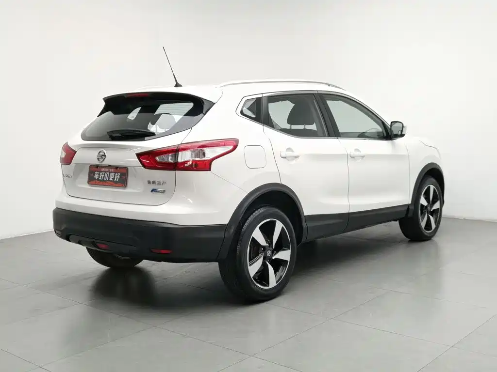 Nissan Qashqai — миниатюра 2