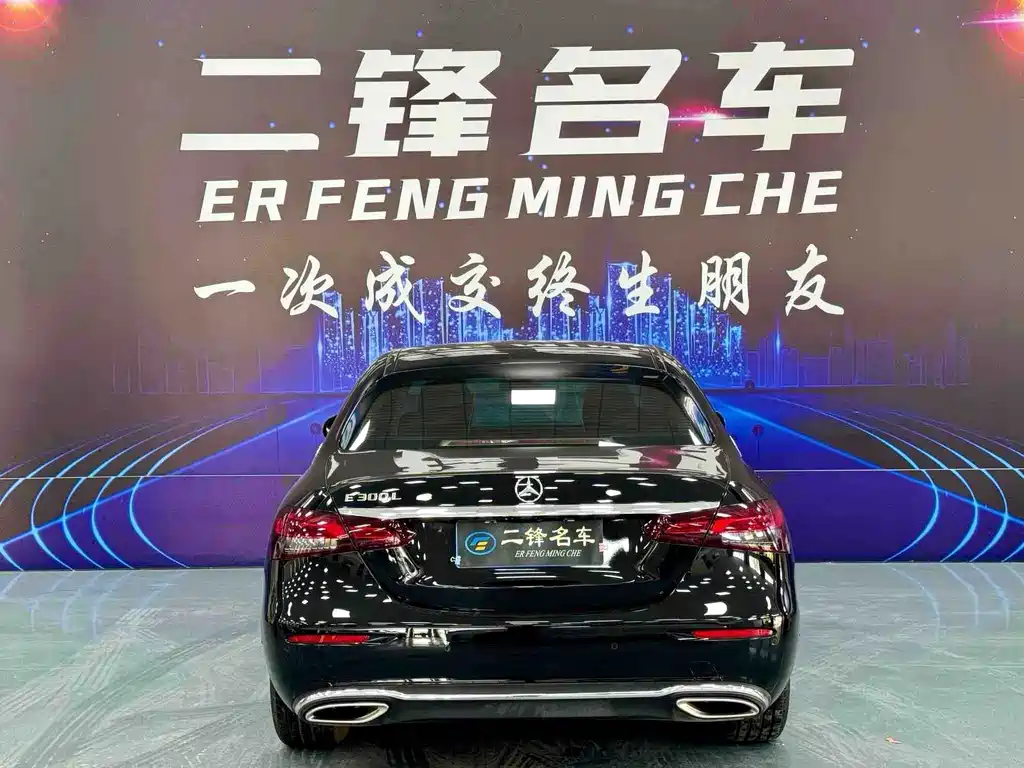 Mercedes-Benz E-Class — миниатюра 5