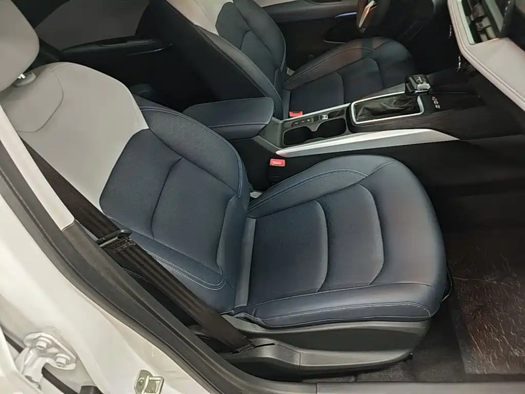 Chevrolet Monza — миниатюра 25