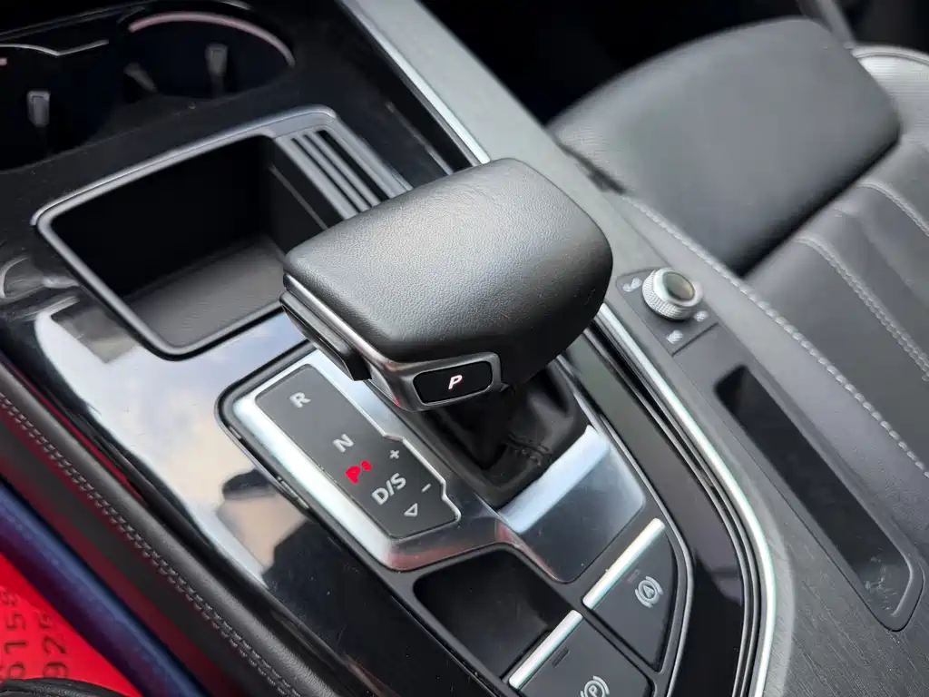 Audi A4L — миниатюра 17