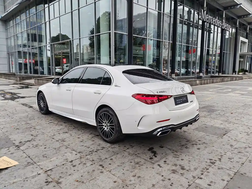 Mercedes-Benz C-Class — миниатюра 17