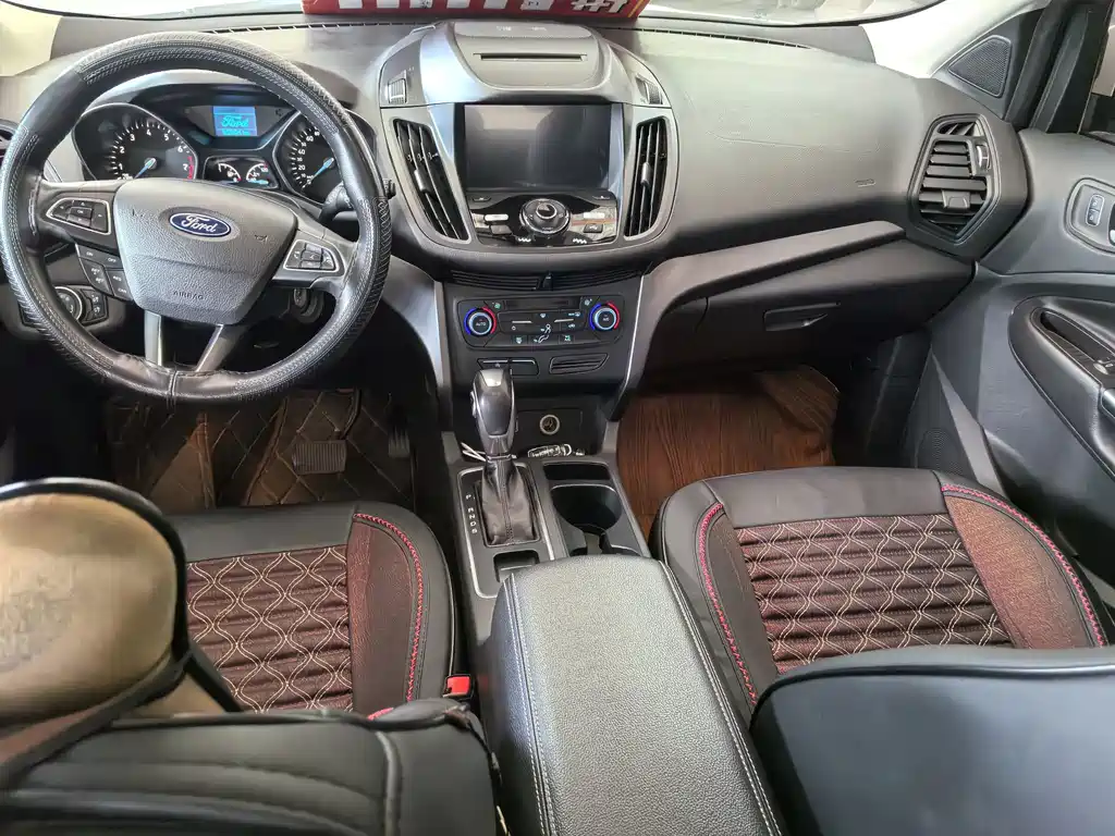 Ford Kuga — миниатюра 11