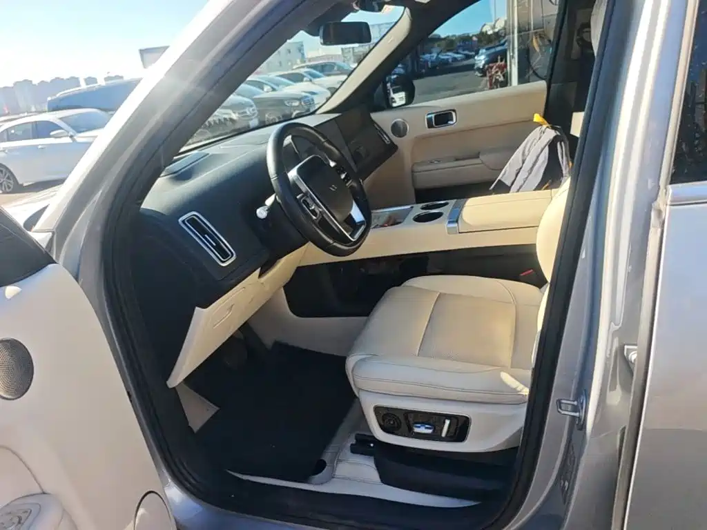 Li Auto Li L9 — миниатюра 15