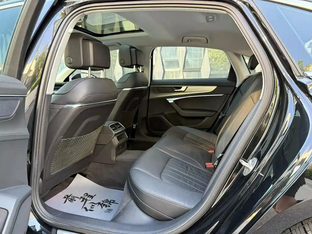 Audi A6L — миниатюра 6