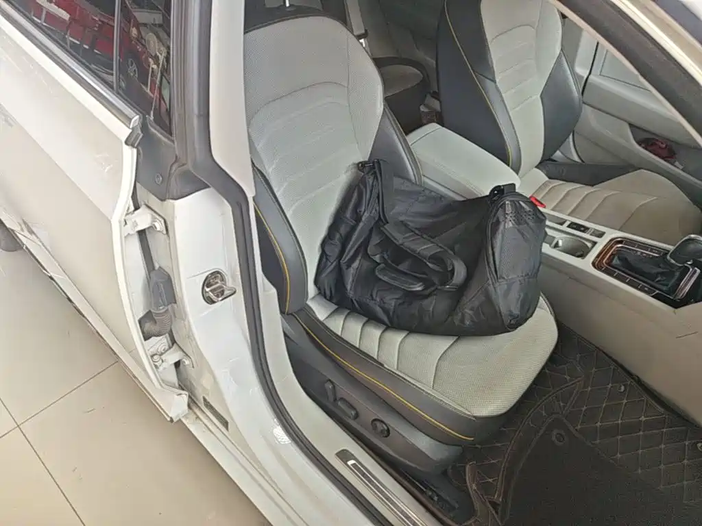 Volkswagen CC — миниатюра 25