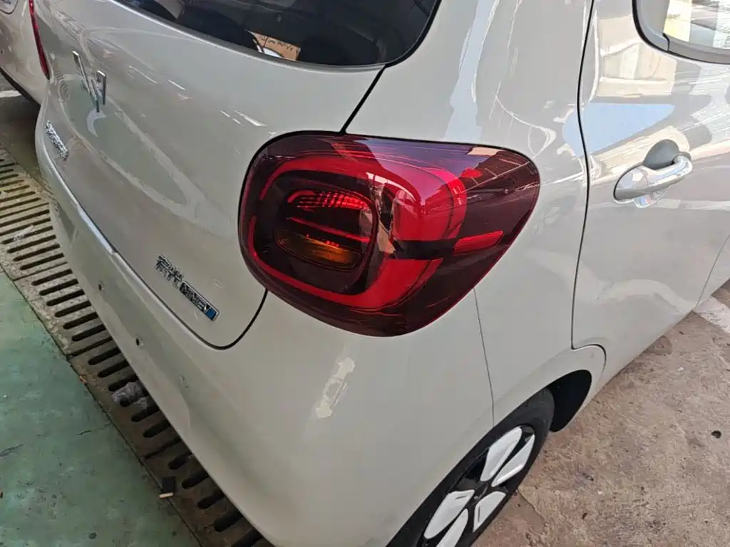 Wuling Mini EV MINIEV 2025