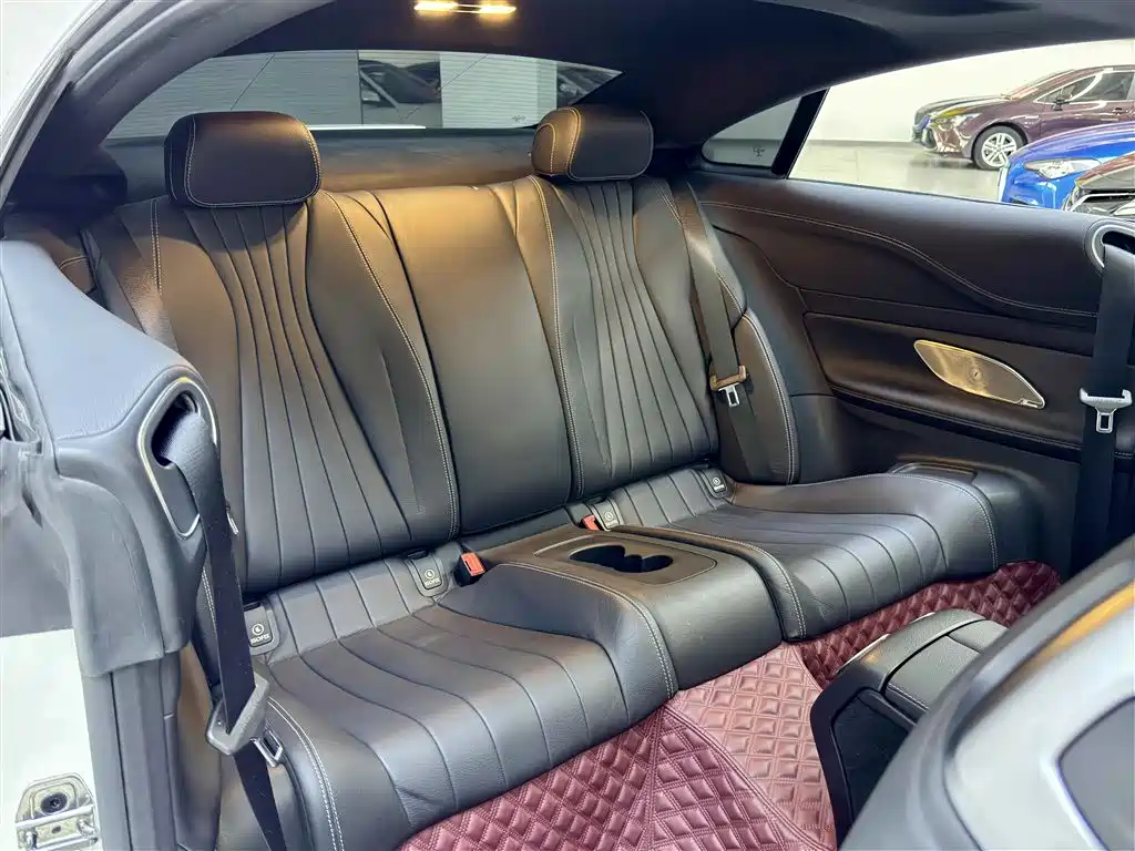 Mercedes-Benz E-Class (Import) — миниатюра 11