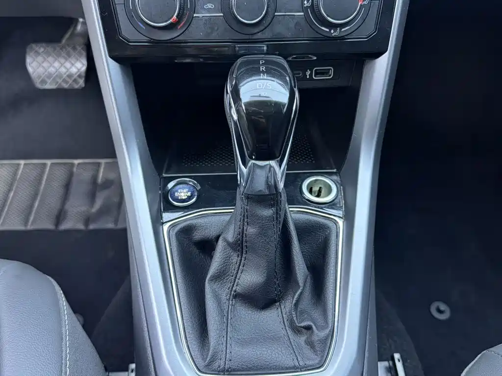 Volkswagen T-Cross — миниатюра 14