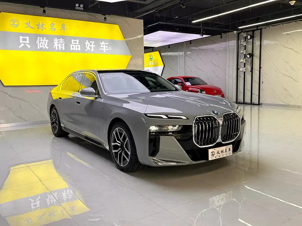 BMW 7 Series 7 2023 735Li M Sport