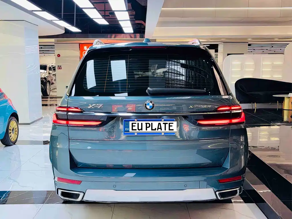 BMW X7 2023 xDrive40i Lead Luxury