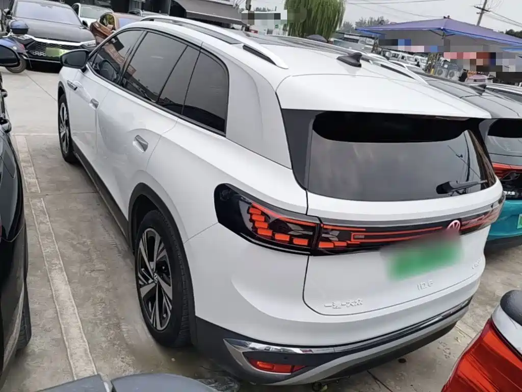 Volkswagen ID.6 Crozz — миниатюра 5