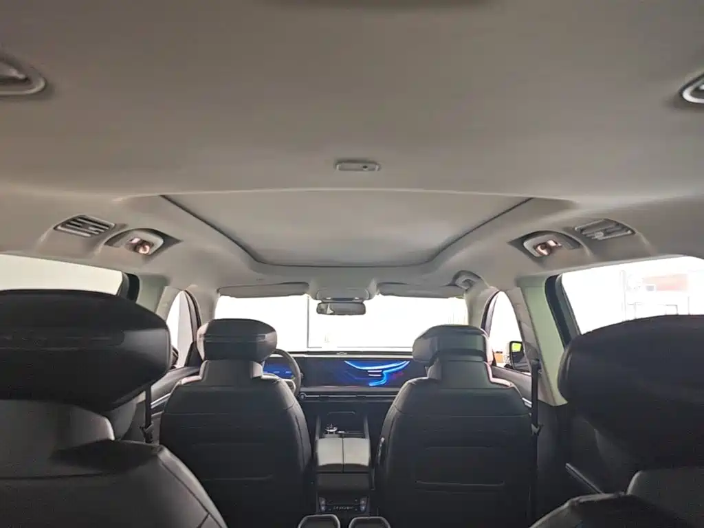 Ford Edge — миниатюра 18