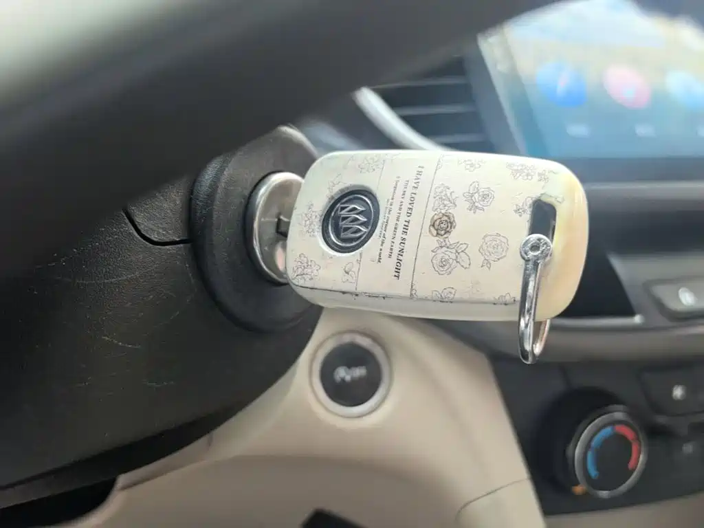 Buick Excelle — миниатюра 9