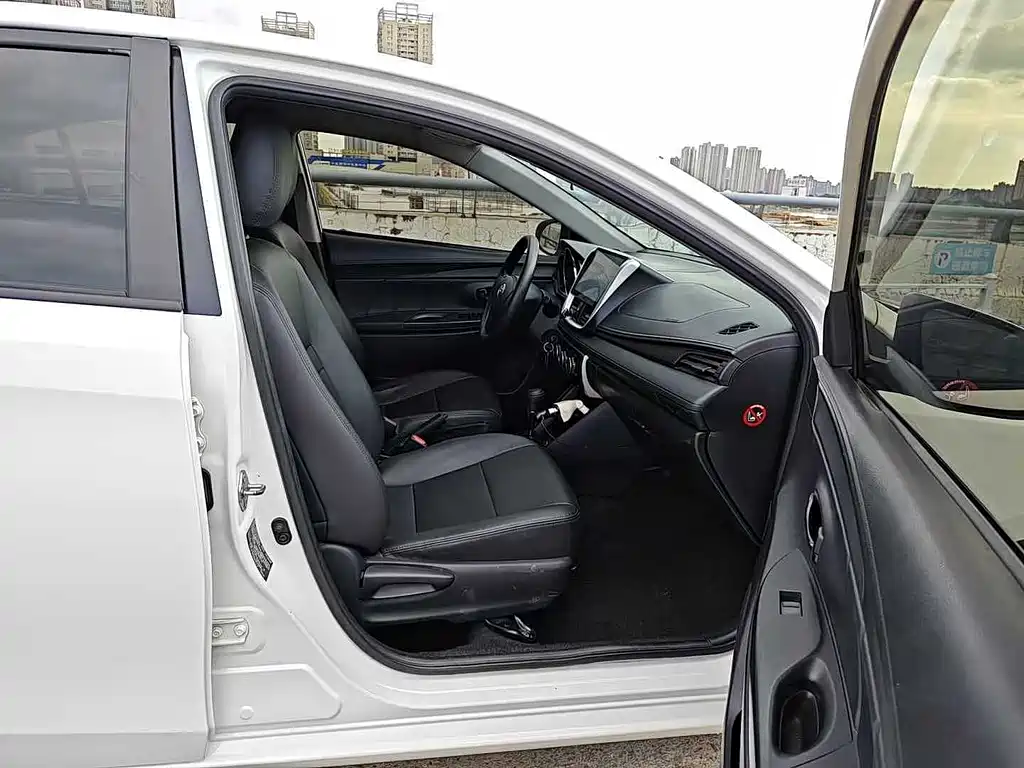 Toyota Vios 1.5L CVT Innovation Edition, фото 11
