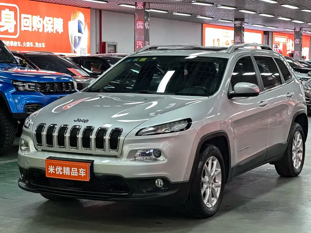 Jeep Cherokee 2016
