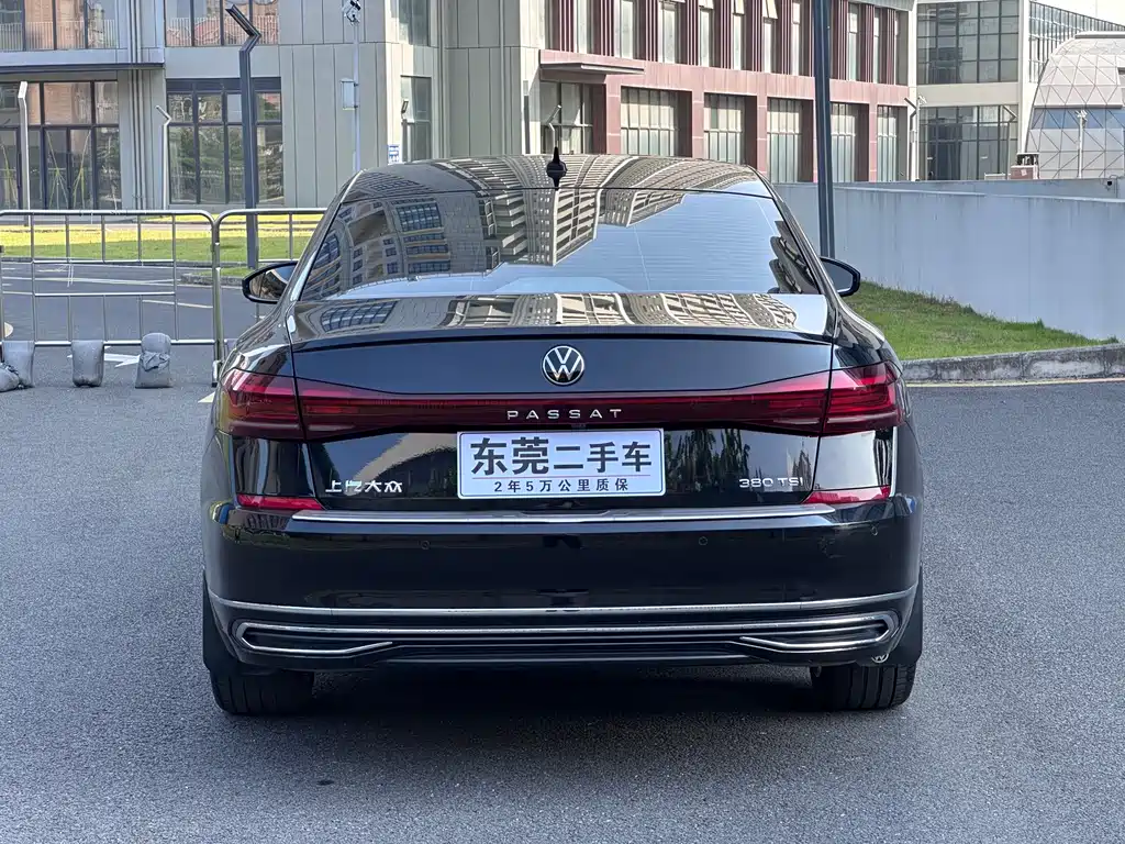Volkswagen Passat — миниатюра 11