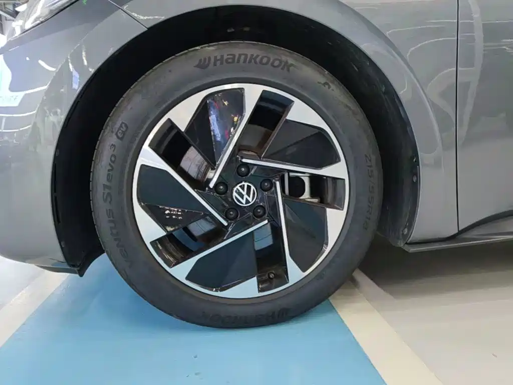 Volkswagen ID.3 — миниатюра 23