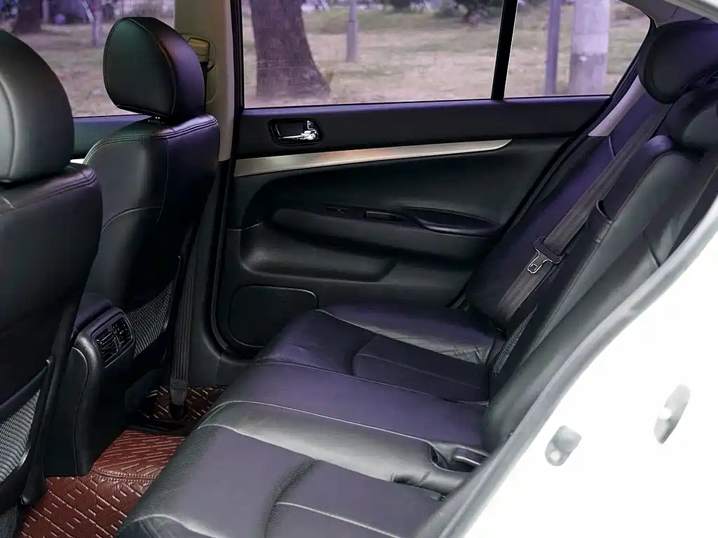 Infiniti G — миниатюра 16