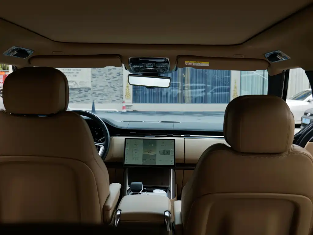 Land Rover Range Rover — миниатюра 10