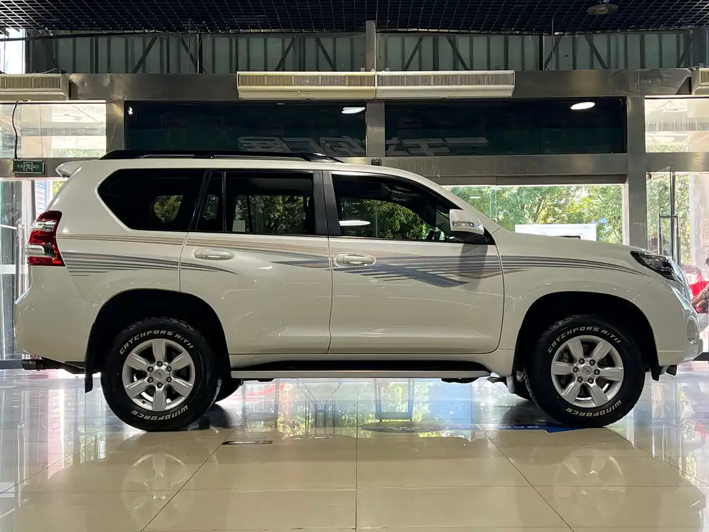 Toyota Land Cruiser Prado 2016 3.5L AT TX-L